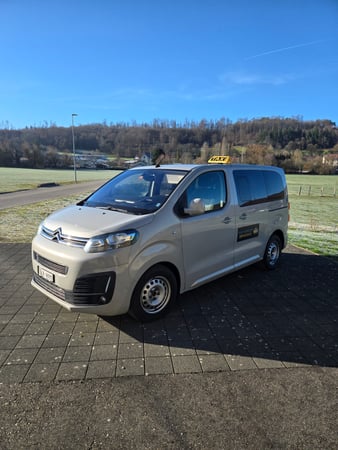 mini bus 8 place total confort