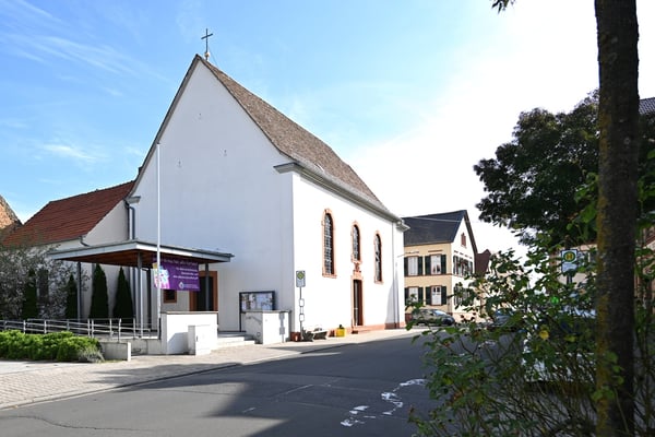 Simultankirche Worms-Rheindürkheim (Foto: Ben Pakalski)