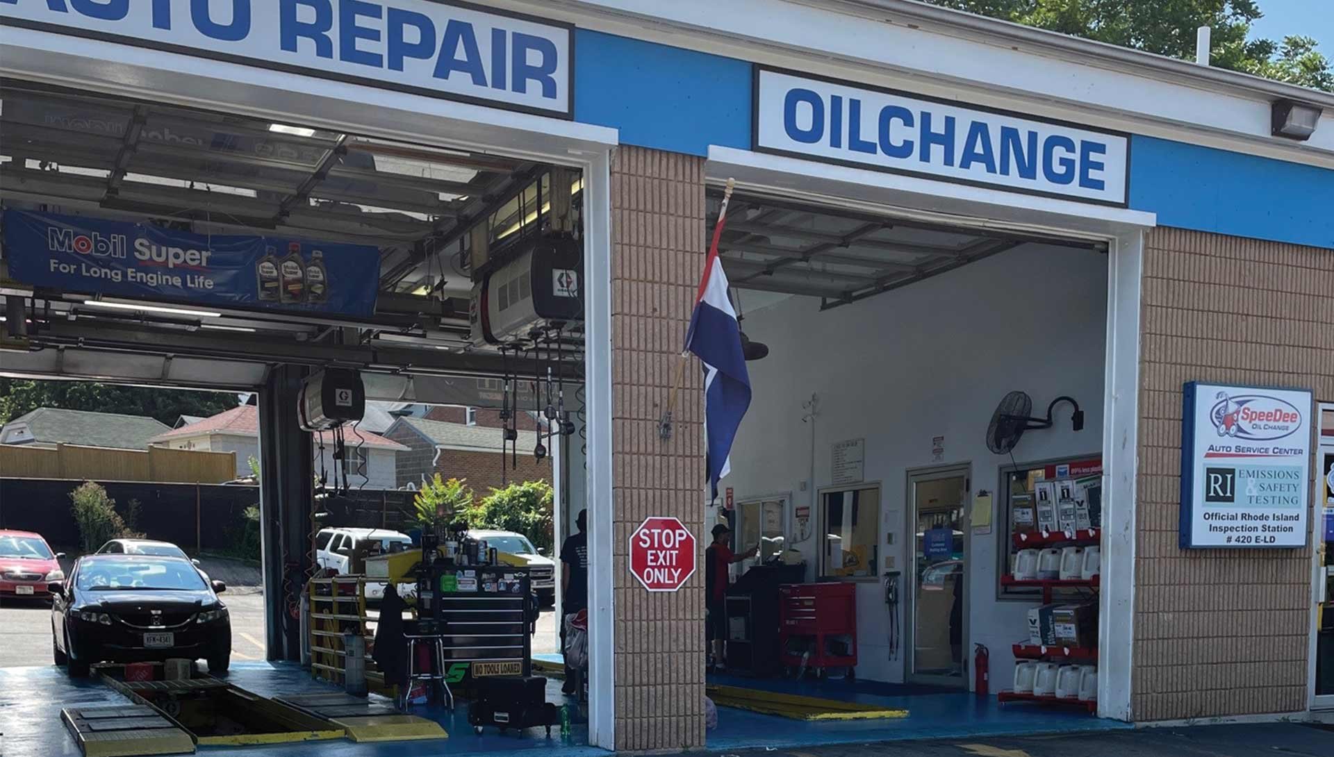 SpeeDee Oil Change & Auto Service in Providence, RI 02904 985 N Main St