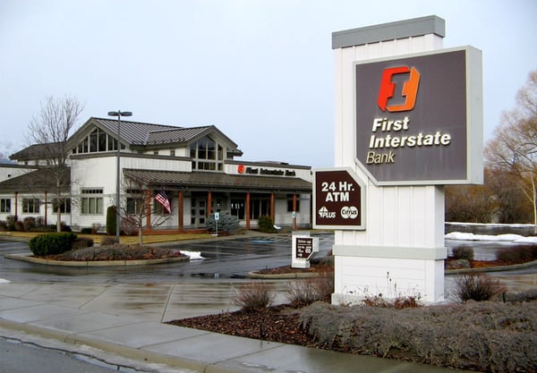 Exterior image of First Interstate Bank in Hamilton, Montana.