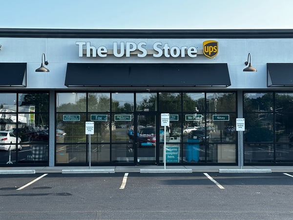 Facade of The UPS Store Republic