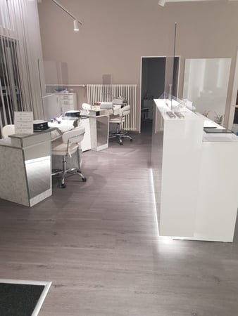 Neuer Salon