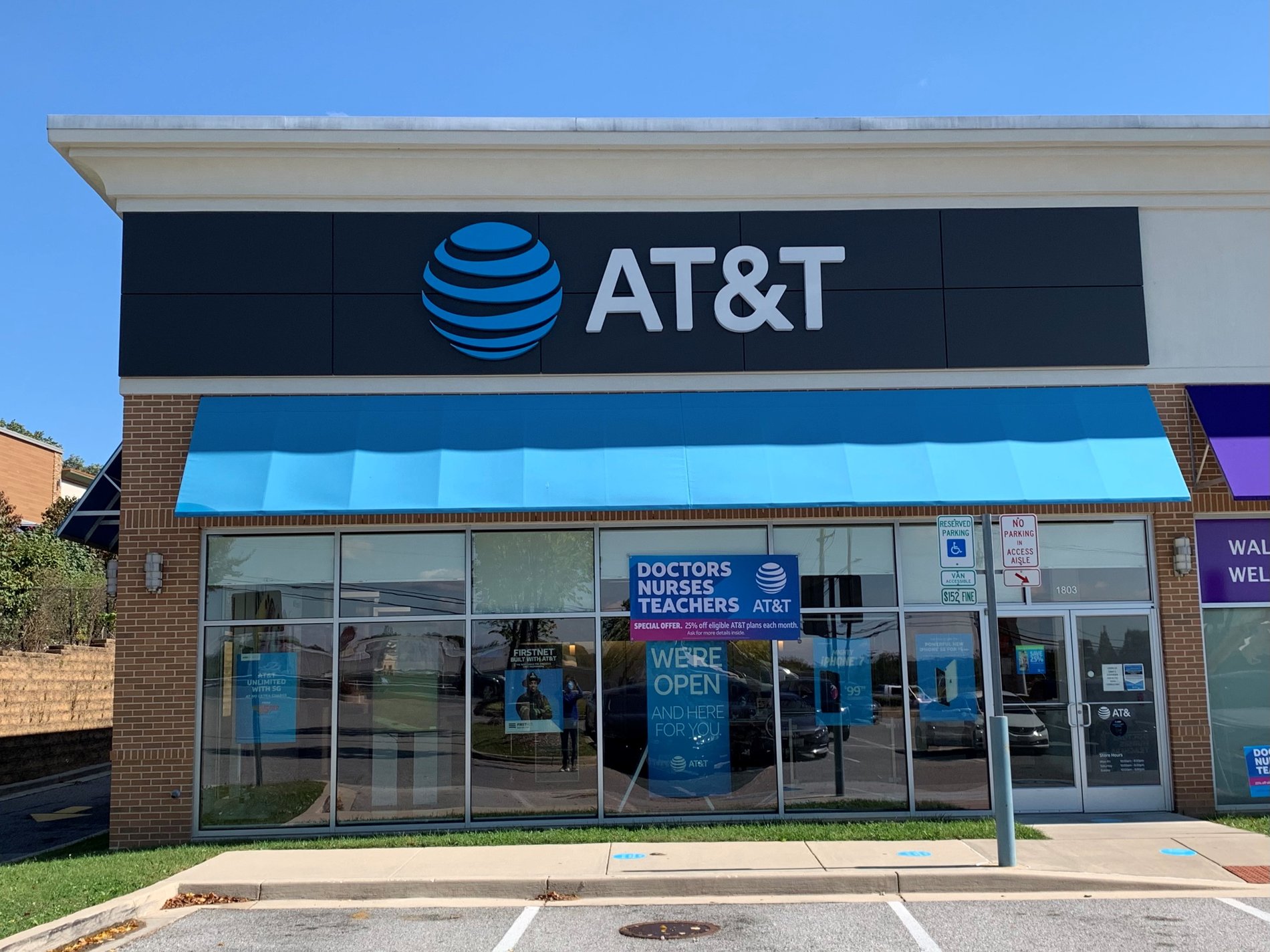York Marketplace Store Apple iPhone 12 and Samsung Devices