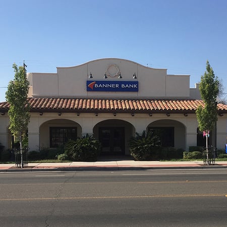 Banner Bank branch in Corning, California