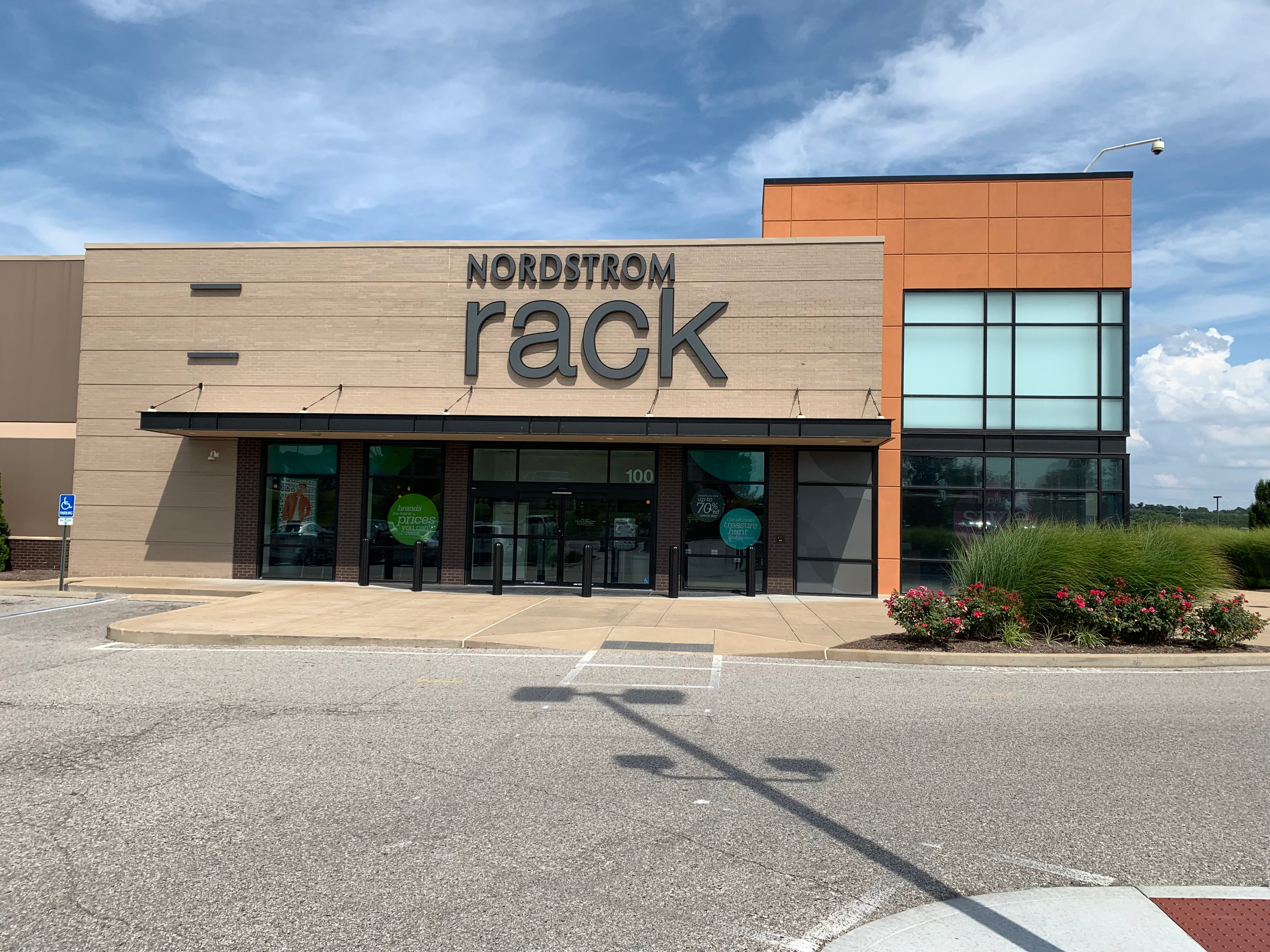 10 Brands You SHOULD Be Buying From Nordstrom Rack Right Now! 