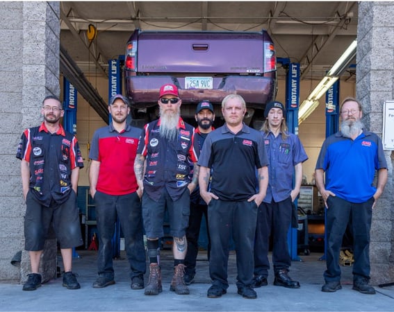 picture of grease monkey team outside of Phoenix Bell Road location