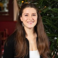 Photo of Kelly Zarth