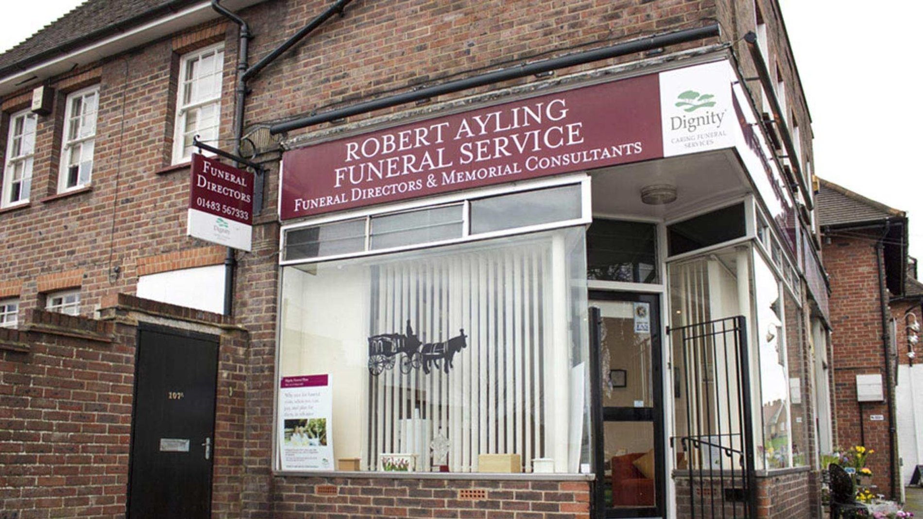 Funeral Directors in Guildford | Robert Ayling | Dignity Funerals