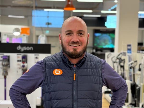 Julien vendeur électroménager dans votre magasin Boulanger Villeneuve d'Ascq (V2)