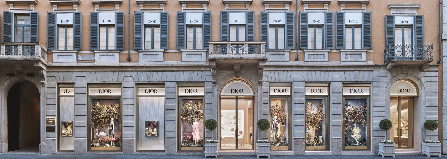 Dior Address photo