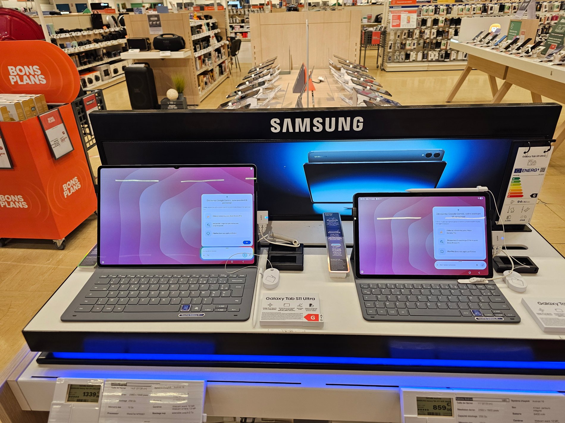 Tablette S11 Ultra à  Boulanger La Rochelle Angoulins