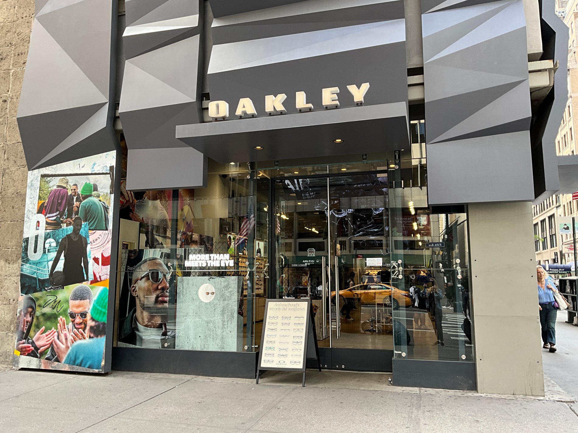 Oakley Store, 400 Commons Way Bridgewater, NJ  Men's and Women's Sunglasses,  Goggles, & Apparel