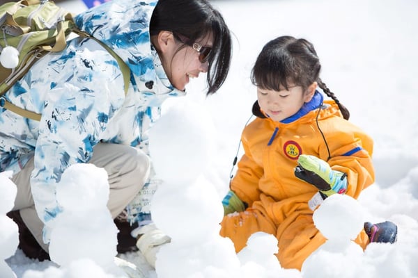 ちびっ子の雪遊びはもちろん、大人のスノーアクティビティもいっぱい