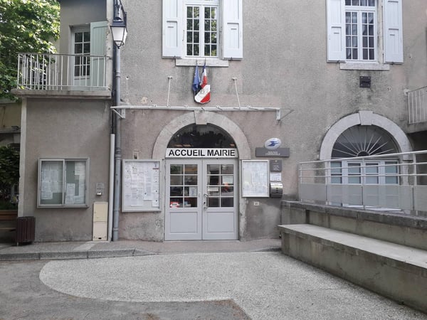 Photo du point La Poste Agence Communale CHOMERAC Mairie
