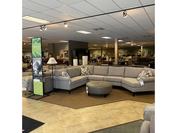 Slumberland Furniture Store in Decorah,  IA - Entry