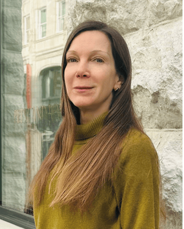 Photo of Laura Lyons