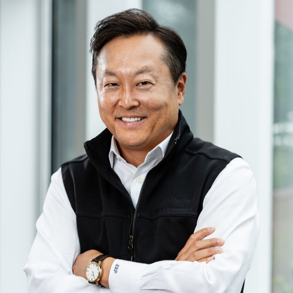 Photo of Stephen Y. Park - Morgan Stanley Private Wealth Advisor