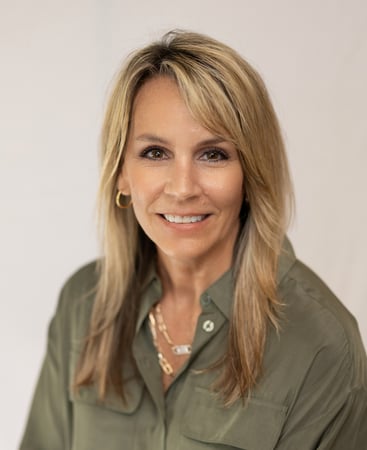 Photo of Stephanie Bono