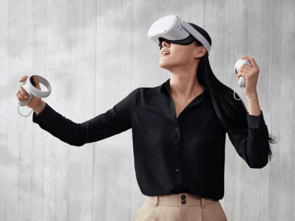 Le casque VR Oculus Quest vous rend le jeux en réalité virtuel accessible, disponible chez Boulanger Biganos-Arcachon