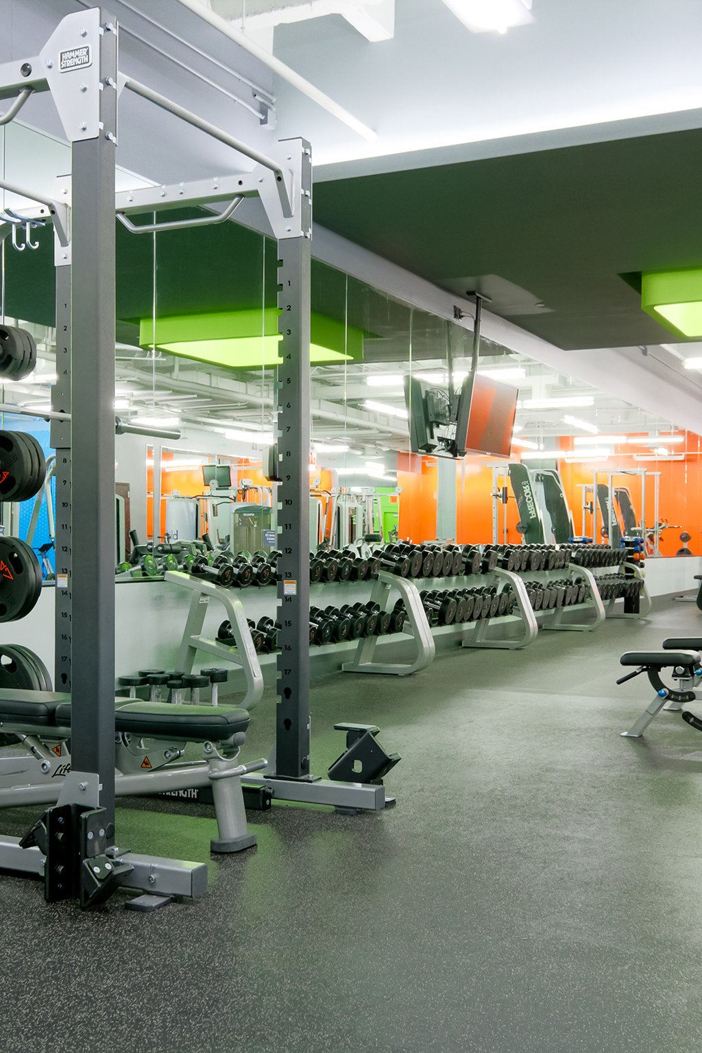 Blink Paramus Gym at 151 Bergen Town Center, Paramus, NJ Blink Fitness