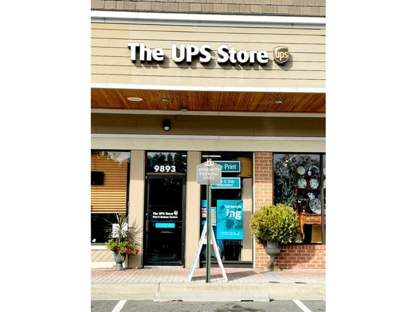 Storefront photo of The UPS Store 6725