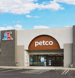 Petco College Point Storefront