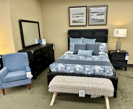 Discover beautiful bedroom groups at Slumberland Furniture in Burlington, IA. Stylish and coordinated sets to enhance your sanctuary.