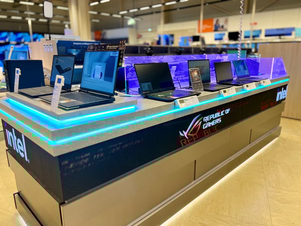 Table Gaming - magasin Boulanger de Valenciennes - Petite Forêt.