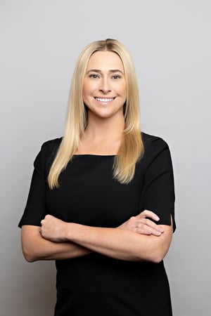 Photo of Sandra R. Gordon