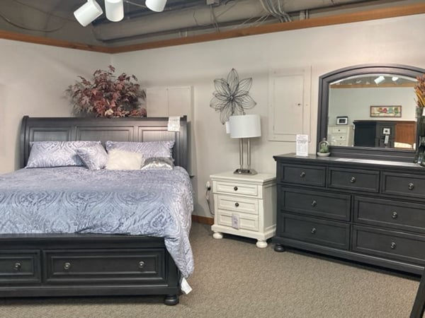 Watertown, SD Slumberland Furniture bedroom set