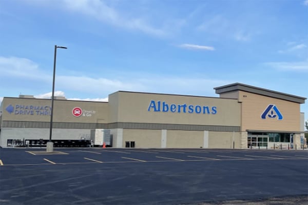 albertsons store front photo