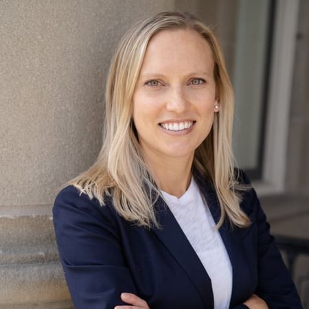 Photo of Leslie Elgin