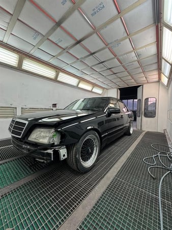 Auto schwarz lackieren Liestal