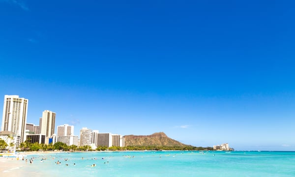 ハワイ　ダイヤモンドヘッドとビーチの様子