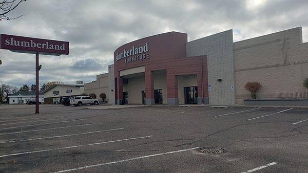 Eau Claire Slumberland Furniture storefront