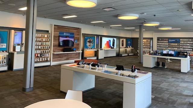 At T Store Reynoldsburg Reynoldsburg Oh Iphone Samsung Deals