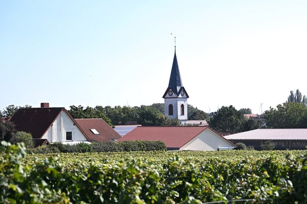 Evangelische Kirche Bermersheim (Foto: Ben Pakalski)