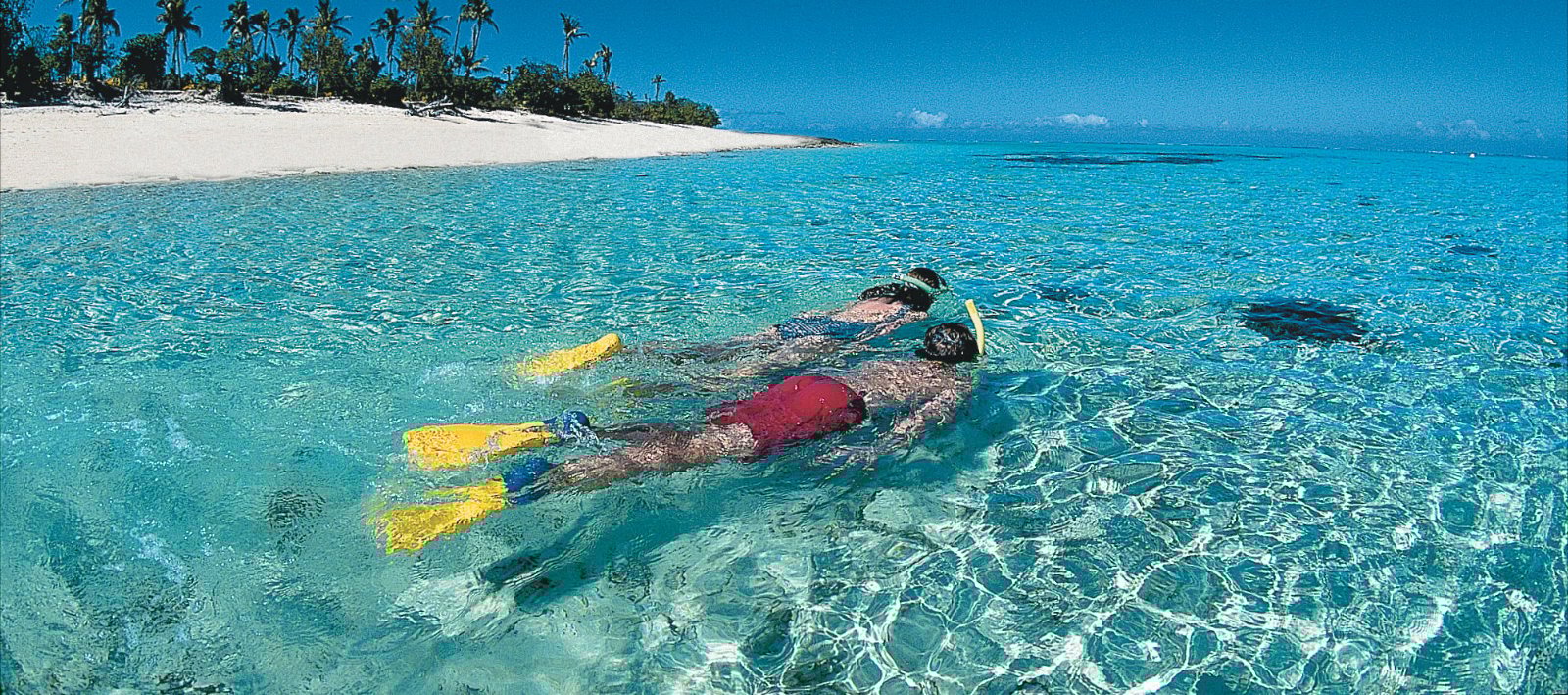笑顔あふれる楽園 フィジー マナ島
