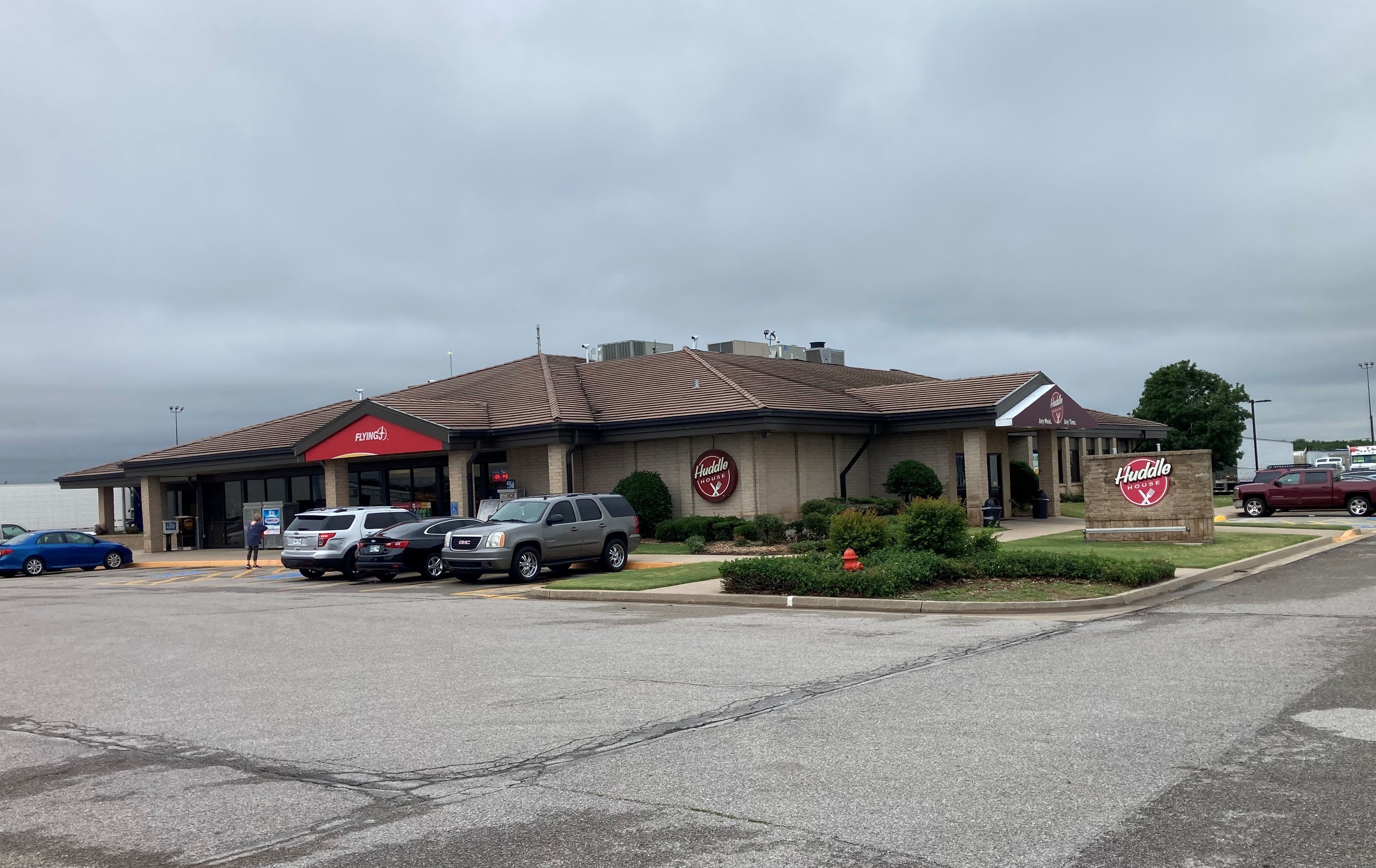 Flying J Travel Center in Oklahoma City, OK | 701 S Morgan Rd