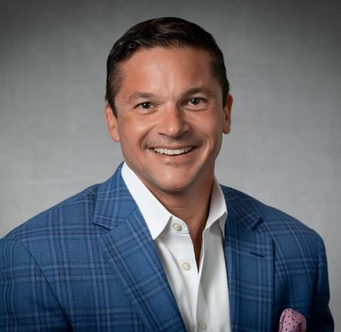 Carousel Associate Image