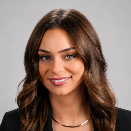 Photo of Alexandra Calabro