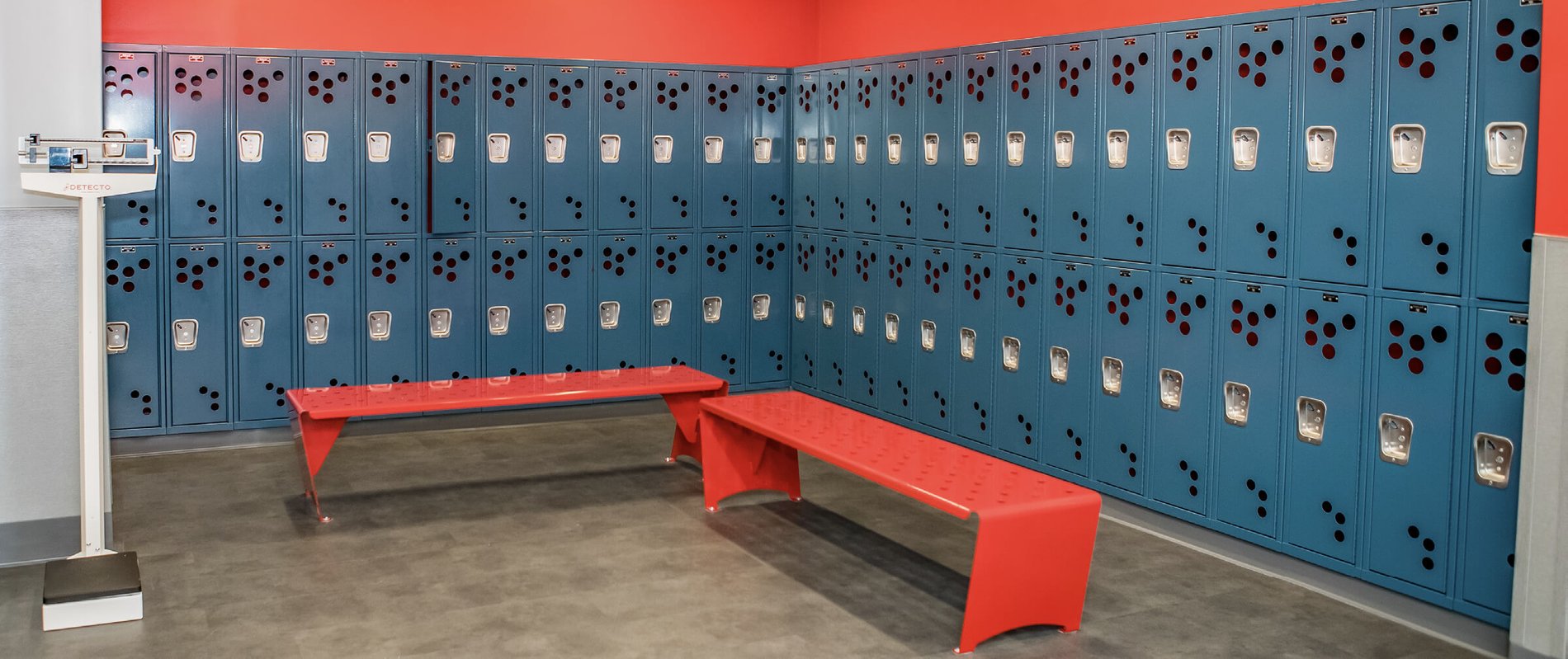 Blink Virginia Beach Gym at 4239 Holland Road, Virginia