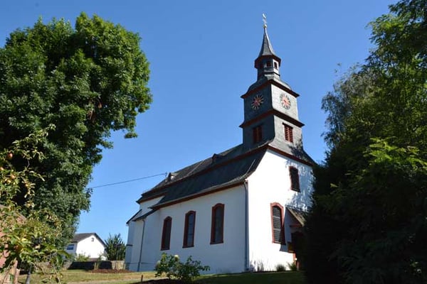 Evangelische Kirche Holzhausen über Aar - Evangelische Gesamtkirchengemeinde Mittlerer Untertaunus (MUT)