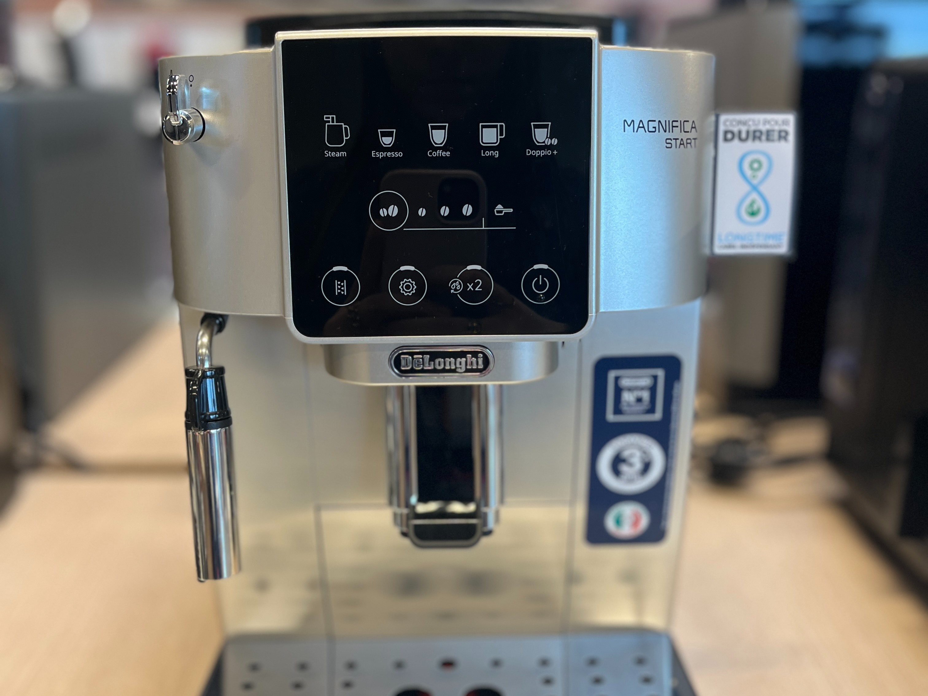 Espace Delonghi du magasin Boulanger Arras