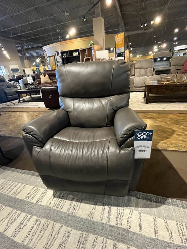 Rockford Slumberland Furniture recliner