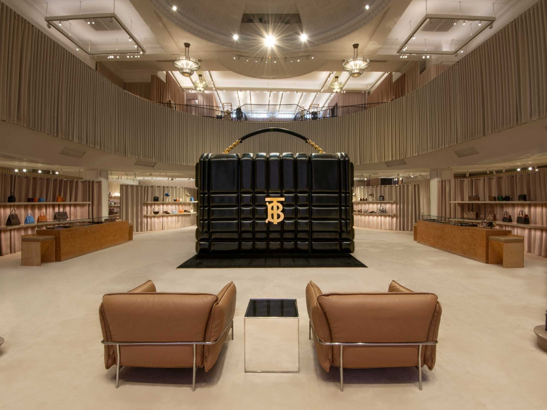 Burberry 633 N Michigan Ave, Chicago | Burberry® Official