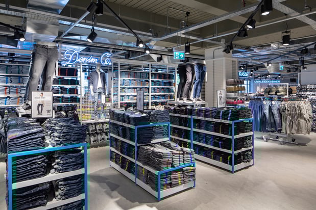 Primark Ingolstadt Take Care Stay Safe