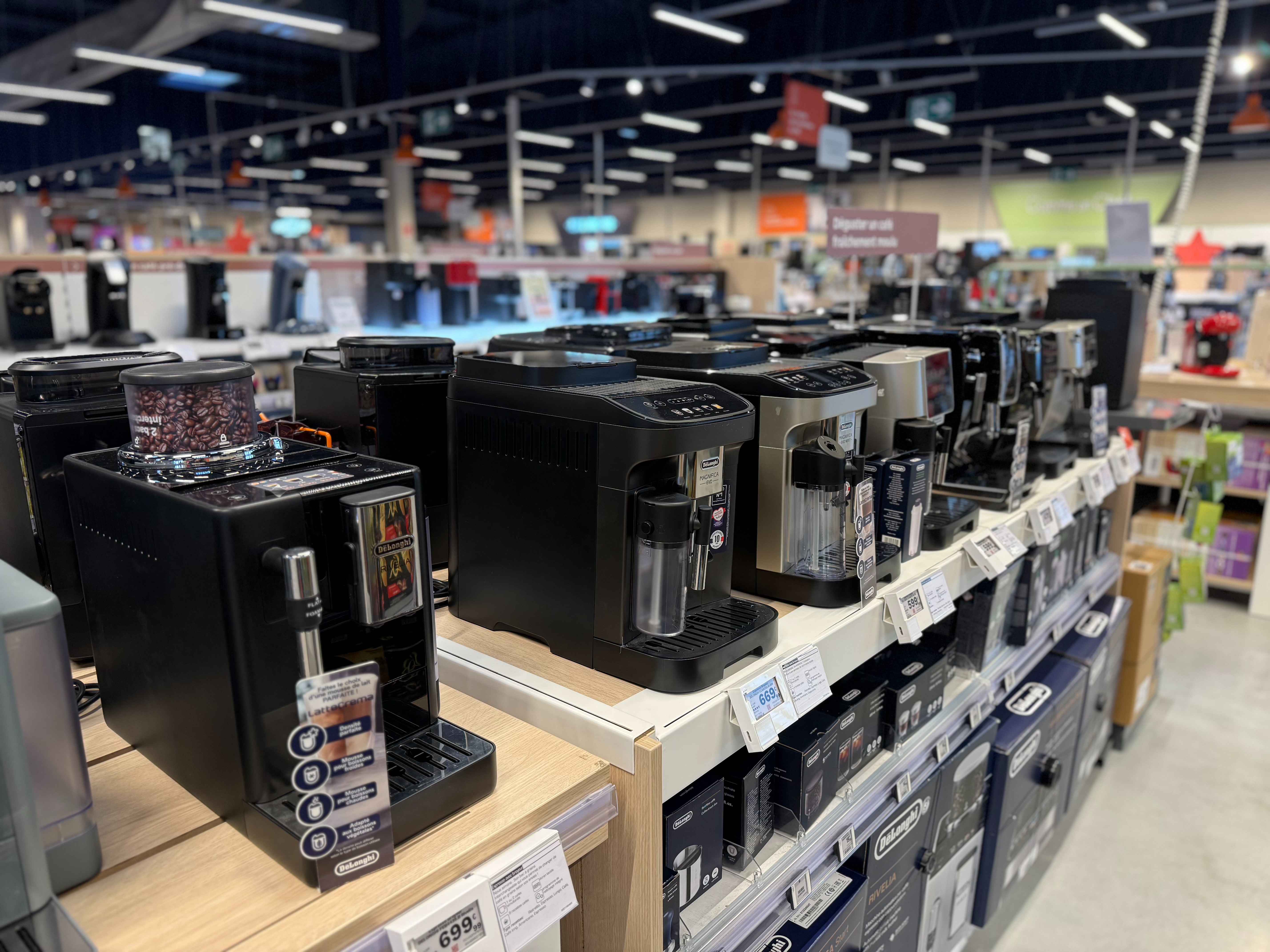 Espace Delonghi du magasin Boulanger Arras