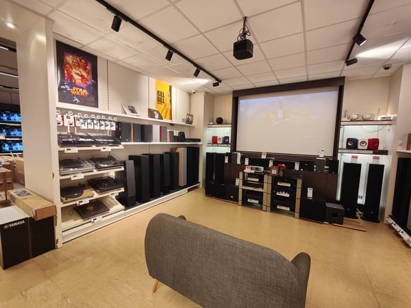 micro chaine, enceinte triangle, home cinema dans votre magasin Boulanger Montevrain
