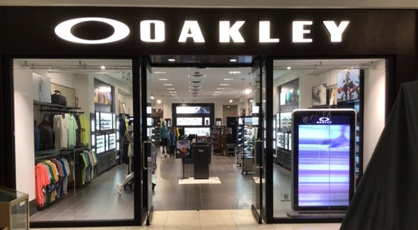 Oakley stores hot sale